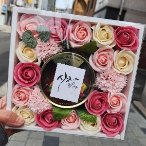 화이트데이 캐빈디쉬앤하비 사탕 선물 상자 여자친구 사탕 꽃 선물 22cm
